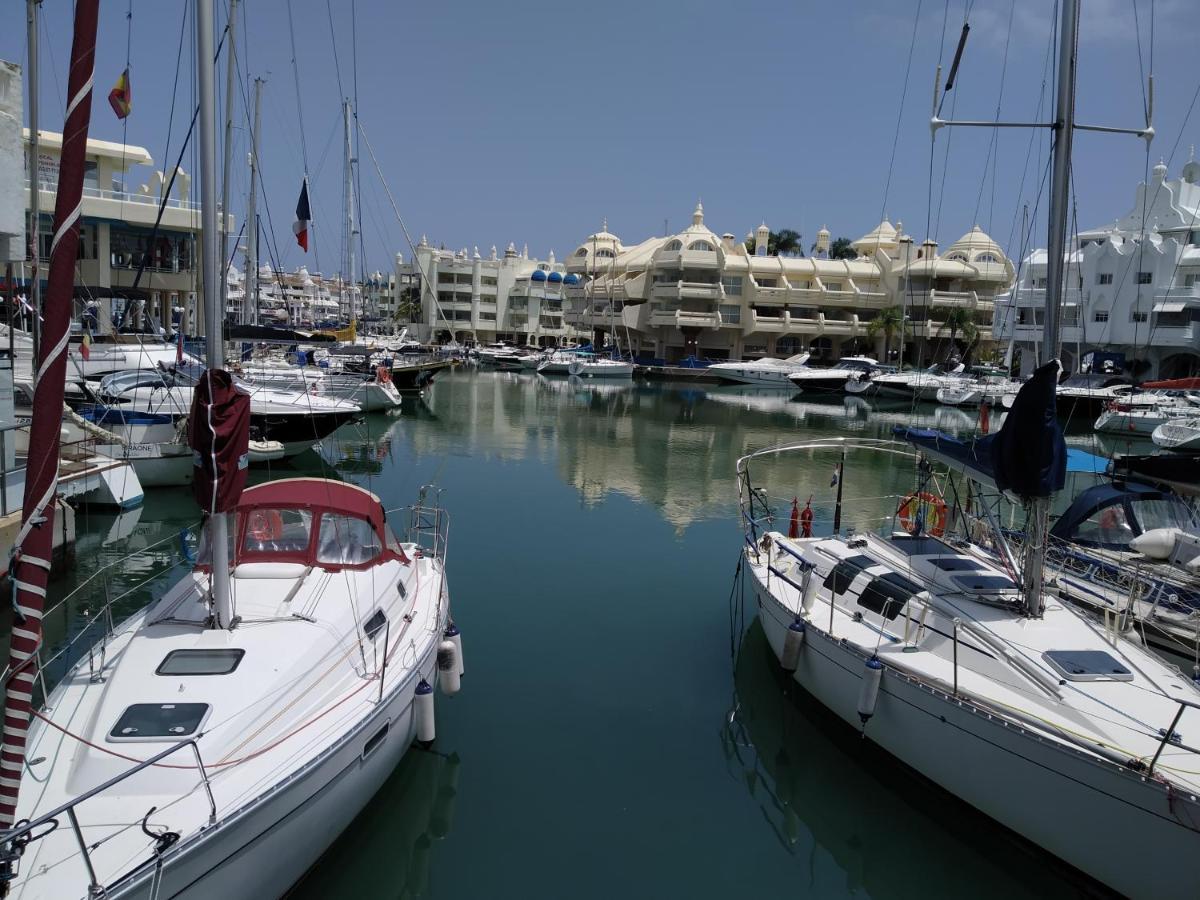 2Bdr Sunny Apartment With Pool And Private Parking In Benalmádena Εξωτερικό φωτογραφία