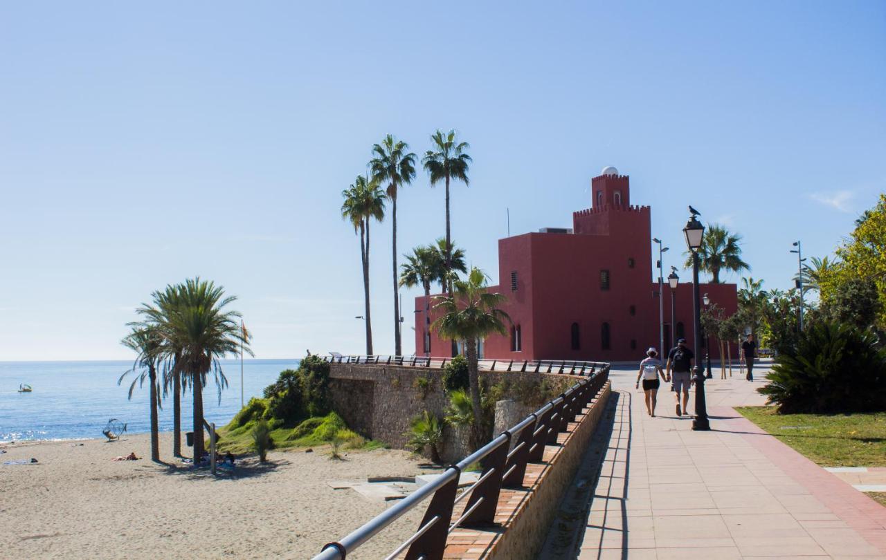 2Bdr Sunny Apartment With Pool And Private Parking In Benalmádena Εξωτερικό φωτογραφία