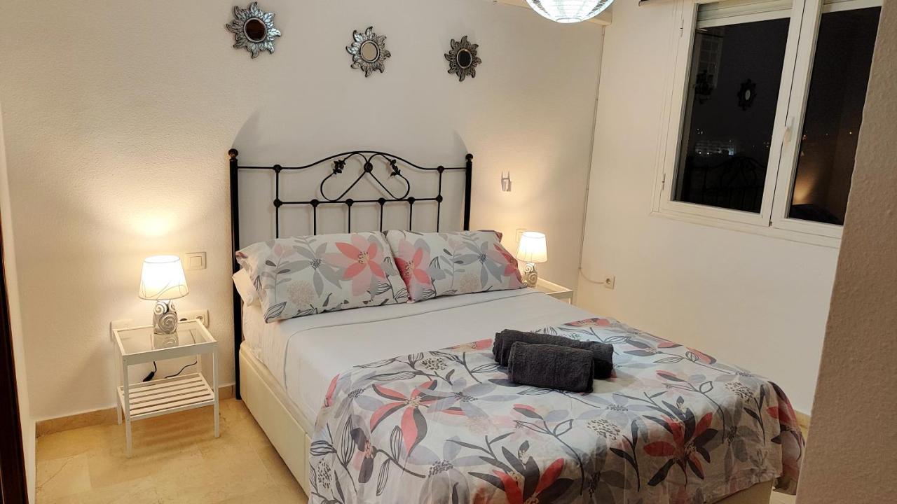 2Bdr Sunny Apartment With Pool And Private Parking In Benalmádena Εξωτερικό φωτογραφία